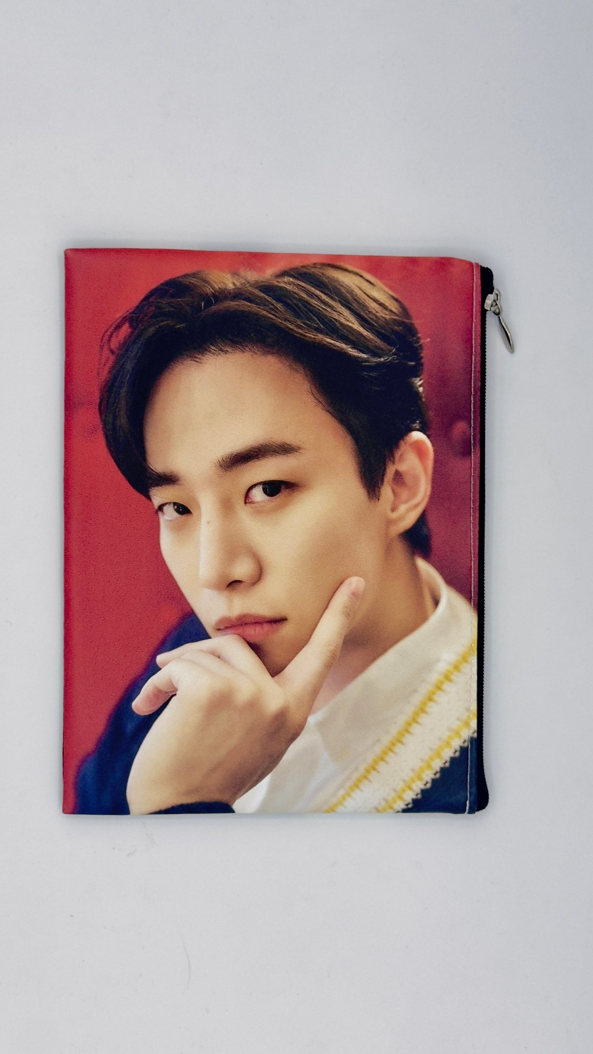 Pochette multiuso con zip – stampa attori e idol coreani 19X15