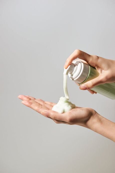 JEJU YUJA BALANCING BUBBLE CLEANSER 145 ML