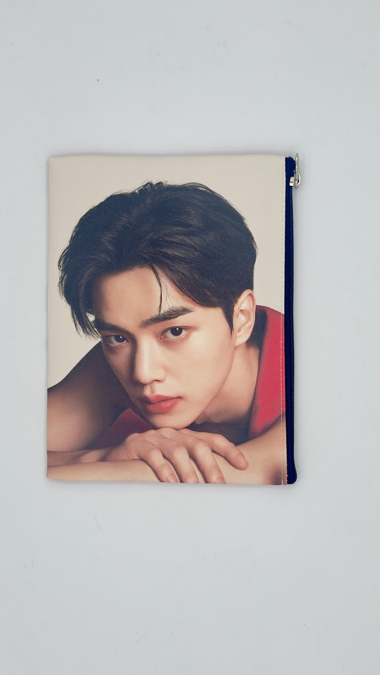 Pochette multiuso con zip – stampa attori e idol coreani 19X15