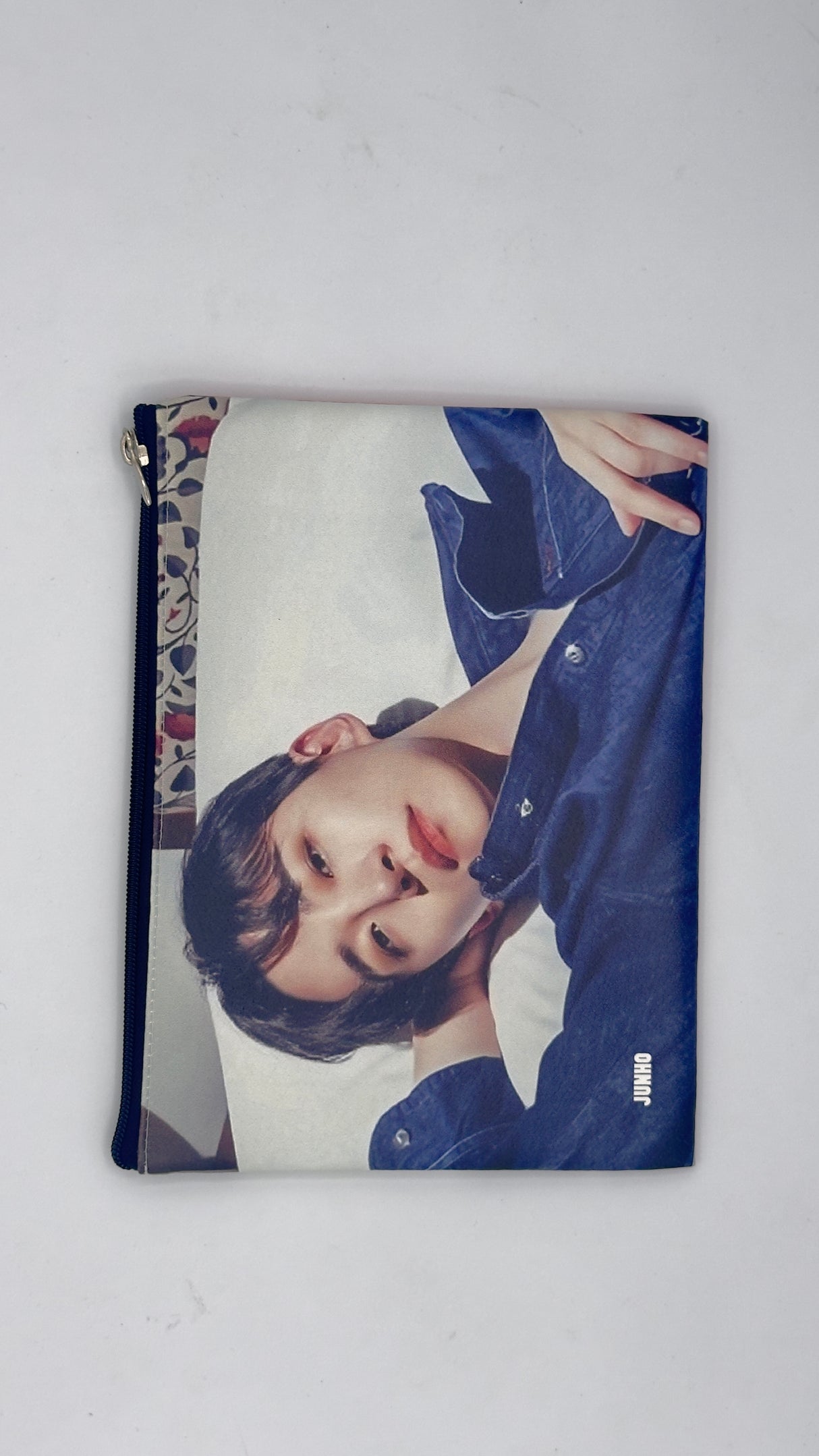 Pochette multiuso con zip – stampa attori e idol coreani 19X15