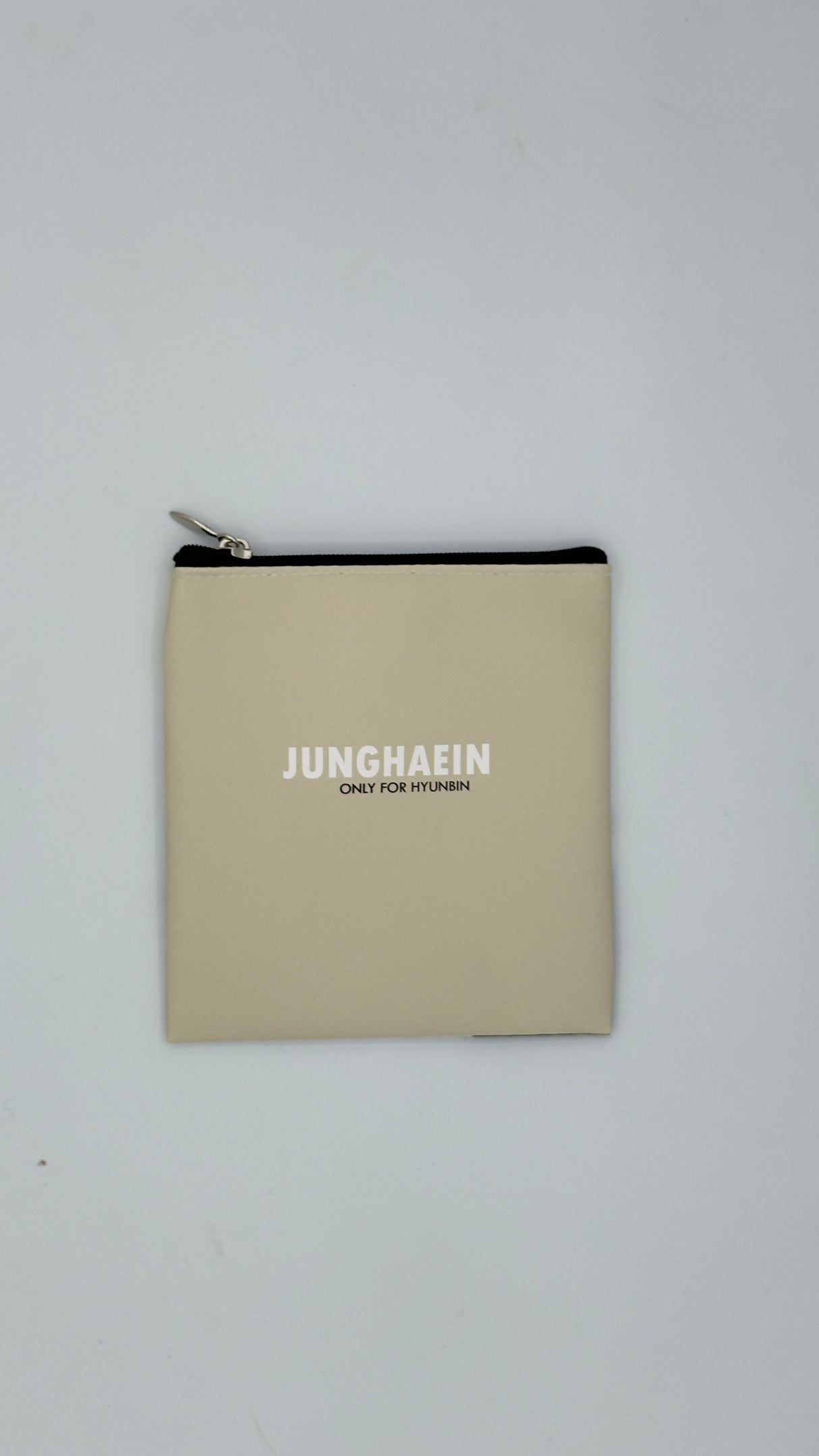 Pochette multiuso con zip – stampa attori e idol coreani 12,5 × 11,5 cm